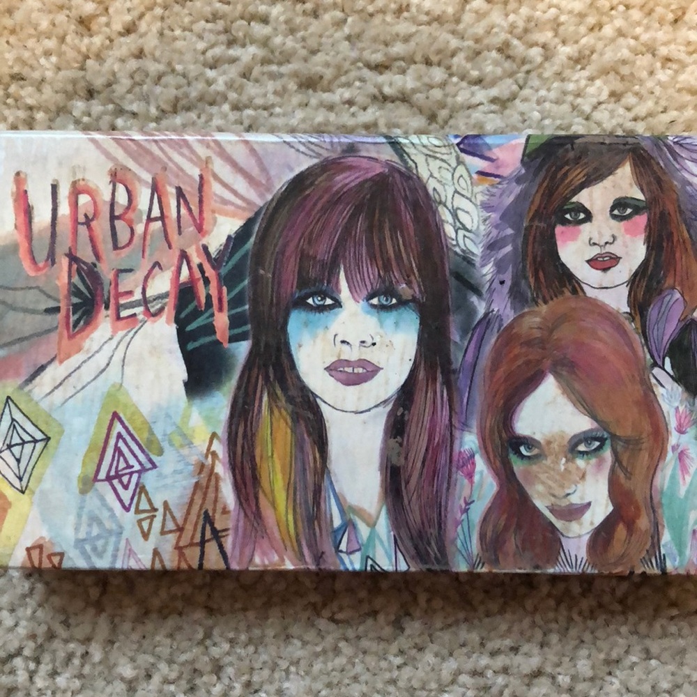 Urban Decay Eye Shadow Palette